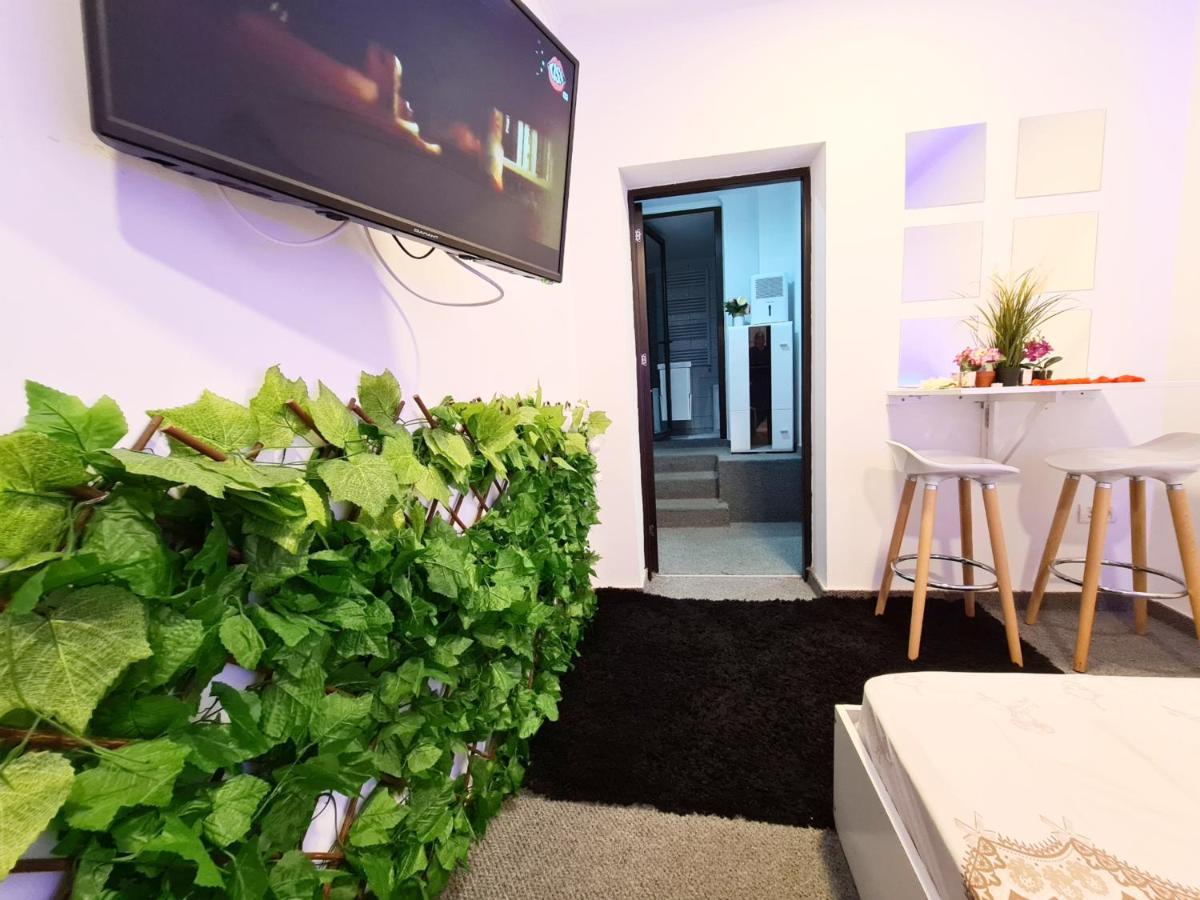 Old Town Tomis Studio Apartment Constanta Exterior photo