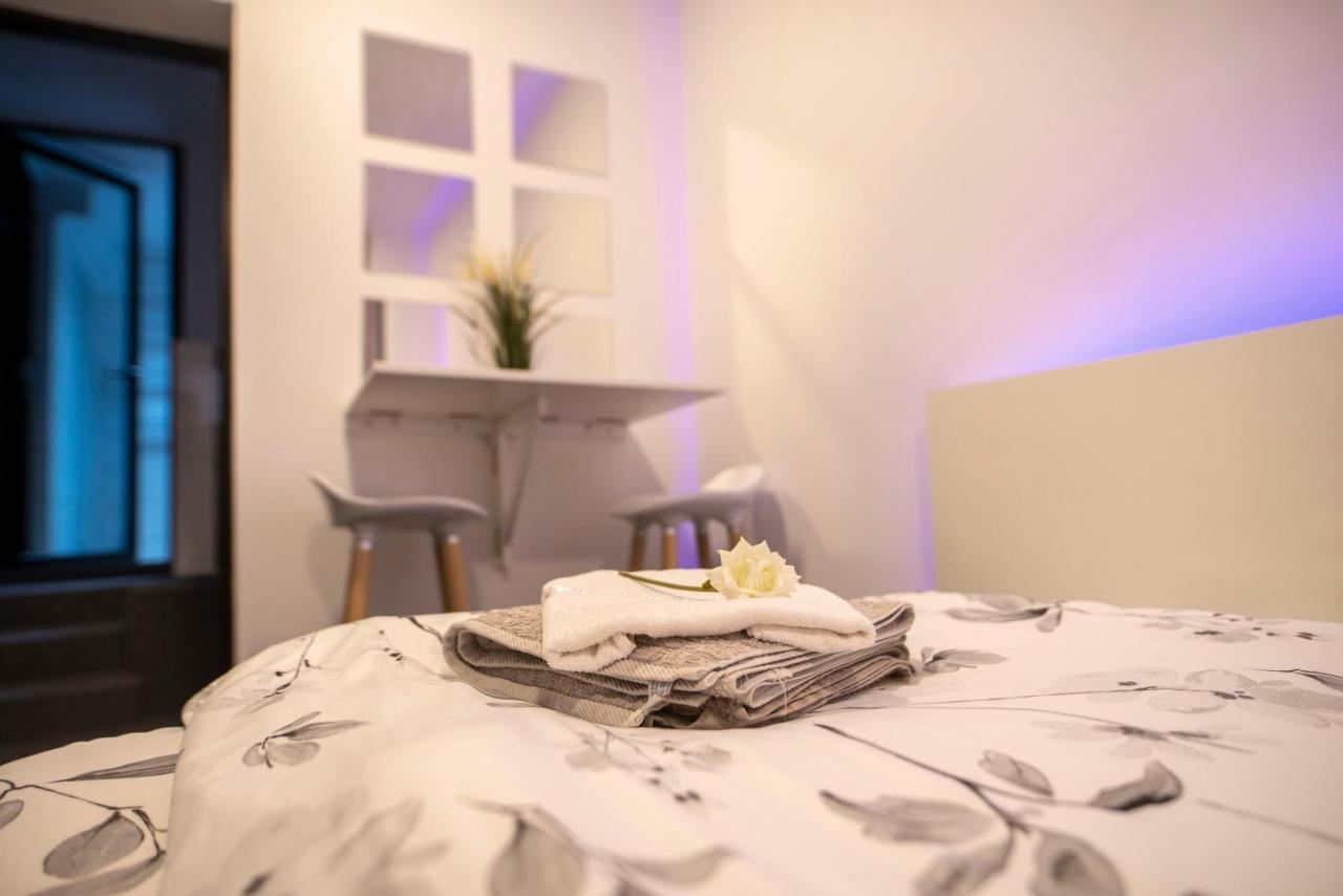 Old Town Tomis Studio Apartment Constanta Exterior photo
